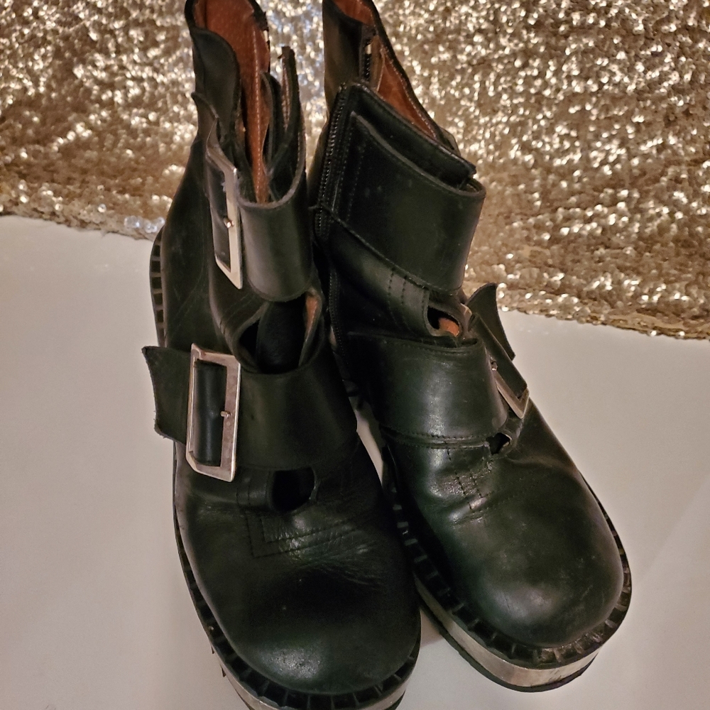 Women Boots